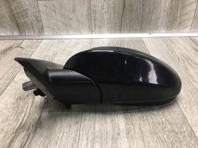 Корпус дзеркала заднього виду, правий E1010803 BMW
