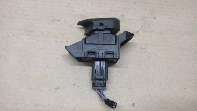 Кнопка електромеханічного гальма стоянки E1GZ2B623CA FORD