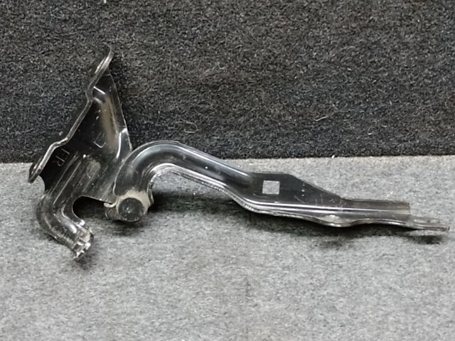 Завіс капота, правий EG2152410B MAZDA