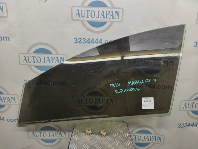 Скло та ущільнювачі скла вітрового правого/лівого EG2159510A MAZDA