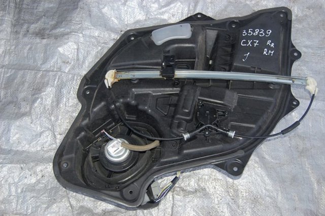 Механізм склопідйомника двері задньої, правої EG2172590C MAZDA