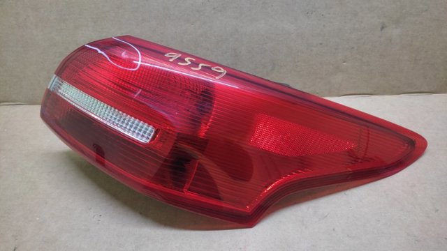 Фара задня права зовнішня F1EZ13404B FORD