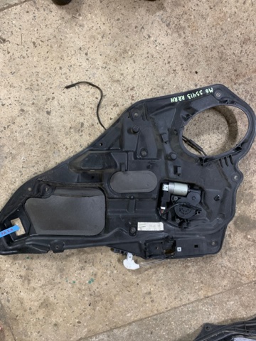 Привід склопідйомника дверей задніх G22C5958XC MAZDA