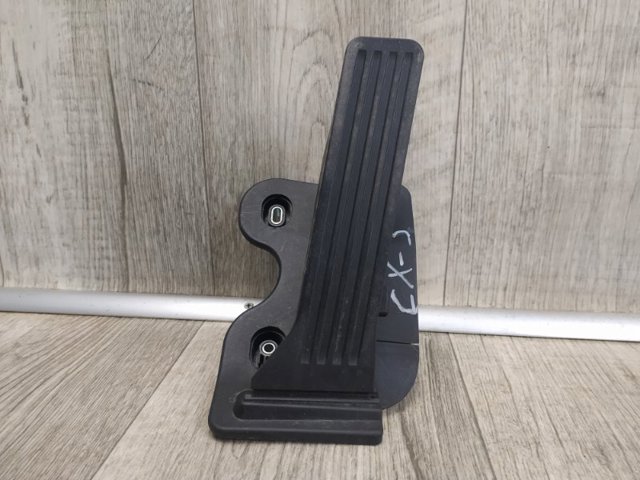 Педаль акселератора GHK341600D MAZDA