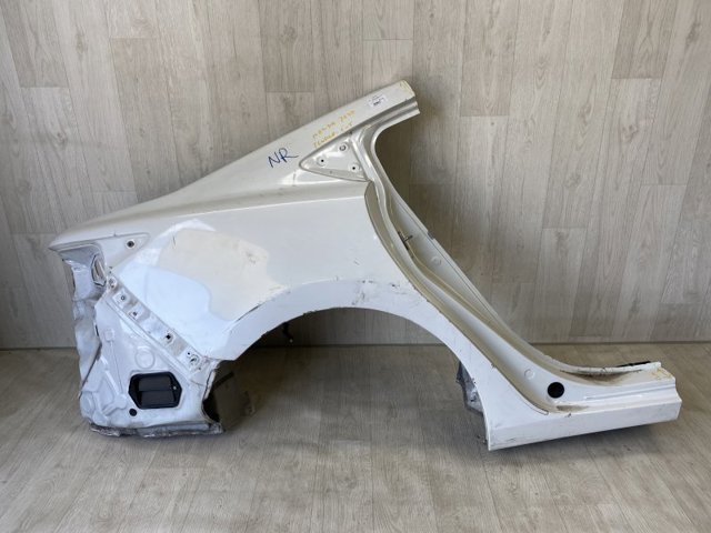 Крило заднє праве GHY37041X MAZDA