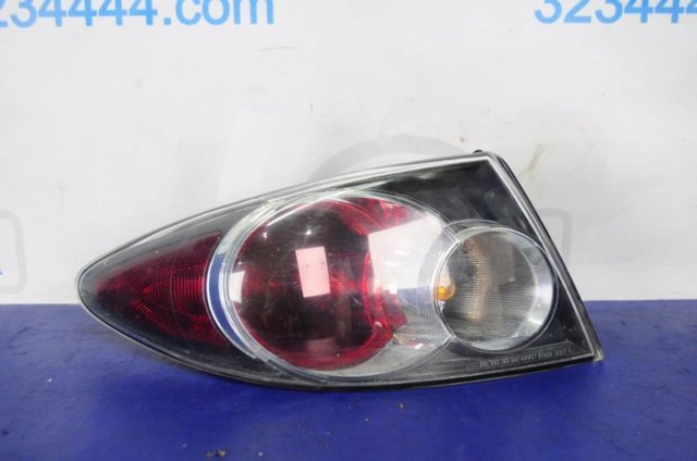 Задня ліва зовнішня фара GJ6A51180E MAZDA