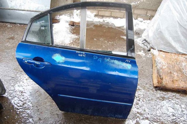 Двері пасажирські задні праві GJ6J72020E MAZDA