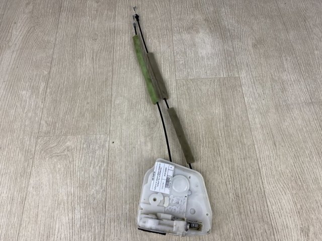 Замок передніх пасажирських дверей GJR958310B MAZDA