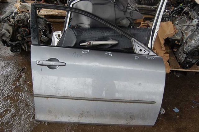 Пасажирські передні двері GJYE5802XL MAZDA