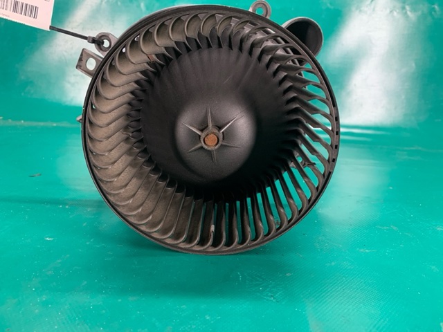 Електромотор пічки GK3J61B10B MAZDA