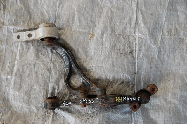 Важіль передній лівий GS3L34350B MAZDA