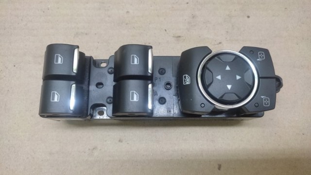 Кнопки переднього лівого склопід'ємника GT4Z14529BB FORD