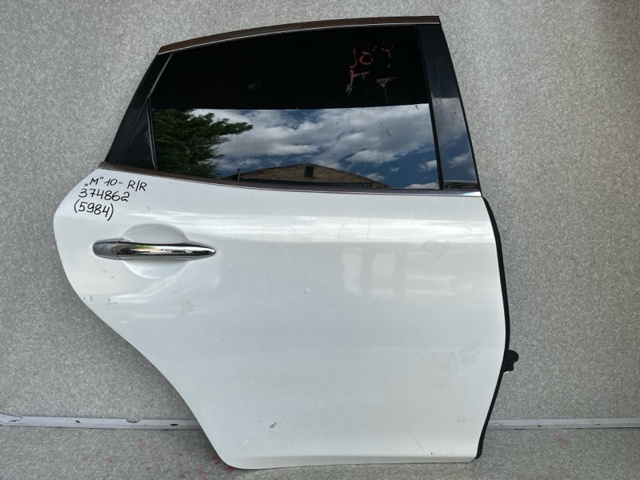Двері задні, праві H210M1MAMA NISSAN