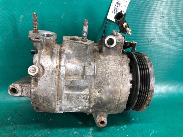Компресор кондиціонера JX6Z19703B FORD