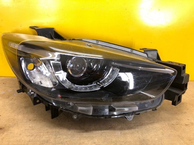 Права блок фара KA1F51031H MAZDA