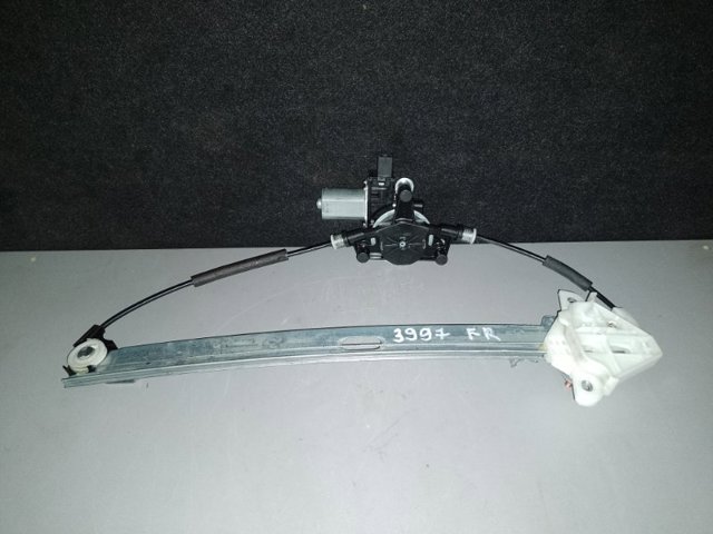 Склопідйомник передньої правої двері KB7W58590 MAZDA