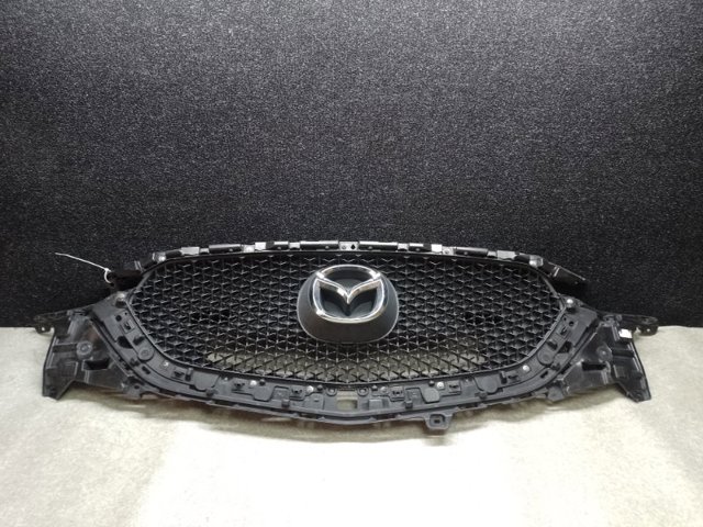 Молдинг решітки радіатора, правий KB8D50710J MAZDA