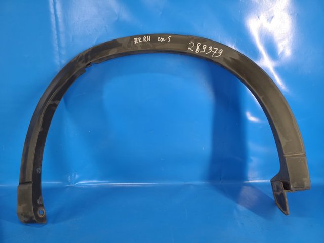 Розширювач переднього крила, правий KD5351W20C MAZDA