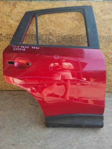 Двері пасажирські задні праві KDY57202XC MAZDA