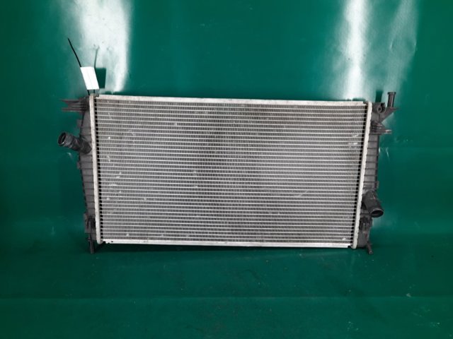 Радіатор системи охолодження двигуна L33X15200 MAZDA