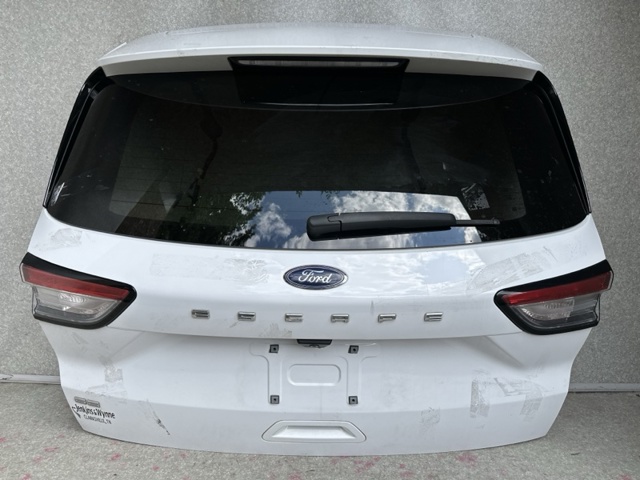 Задня ліва внутрішня фара LJ6Z13405B FORD