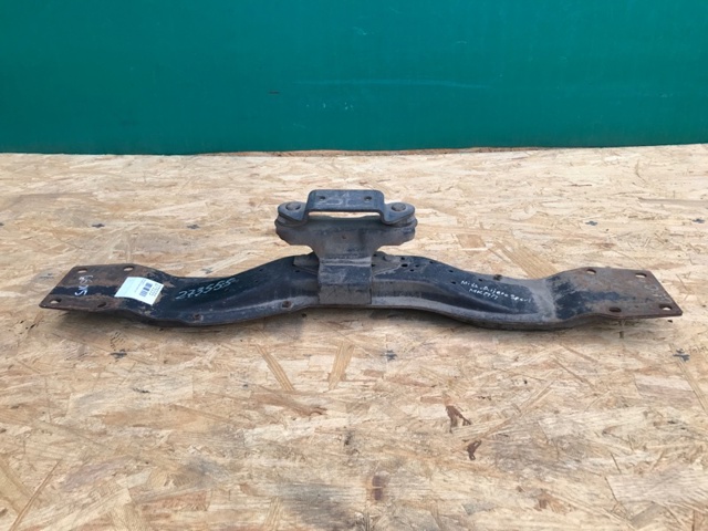 Кріплення коробки передач MB581860 MITSUBISHI