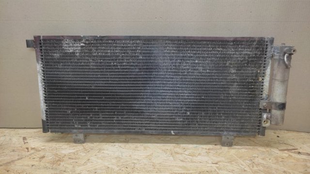 Конденсатор системи охолодження системи MN121365 MITSUBISHI