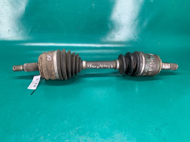 Привід передній лівий MR410664 MITSUBISHI