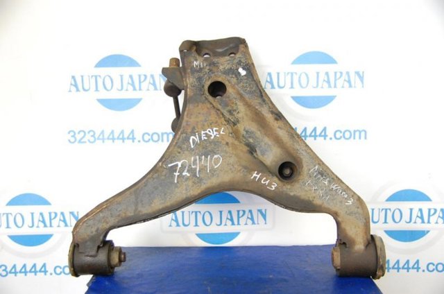 Правий важіль передній нижній підвіски MR496796 MITSUBISHI