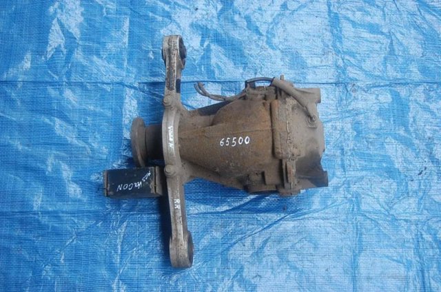 Кронштейн/траверса заднього редуктора, передня MR554289 MITSUBISHI