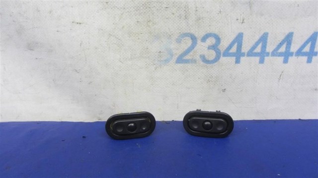 Перемикач підрульовий, керування аудіо системою MR588145 MITSUBISHI