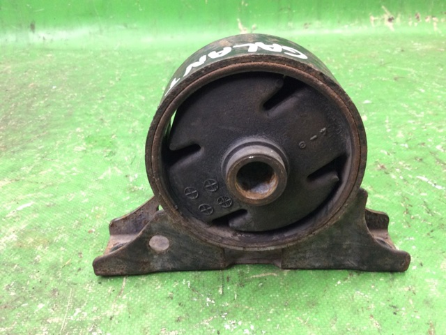Подушка передньої опори двигуна MR589152 MITSUBISHI