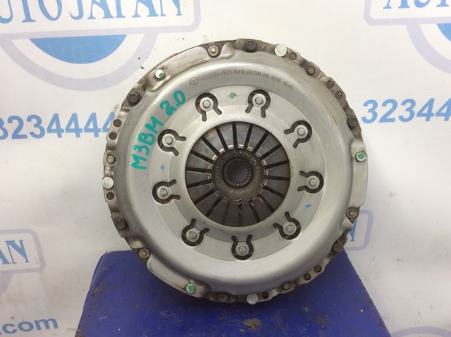 Демпферний маховик PE0111500A MAZDA