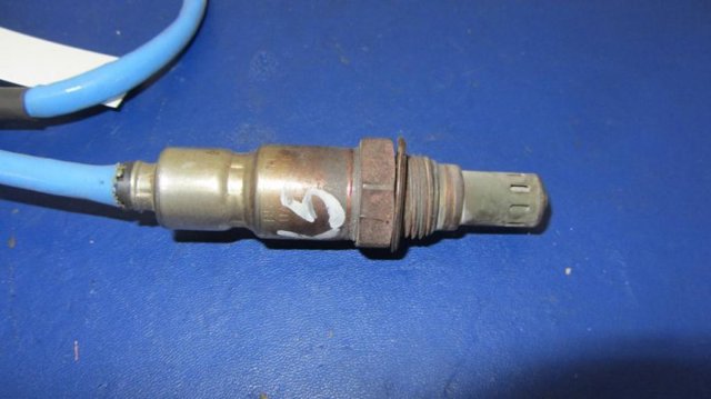 Датчик збідненої суміші PE01188G1 MAZDA