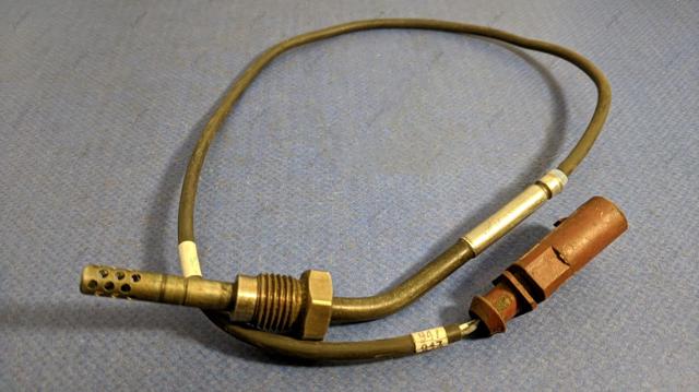 Датчик температури відпрацьованих газів (ВГ), перед фільтром сажі 070906088D VAG