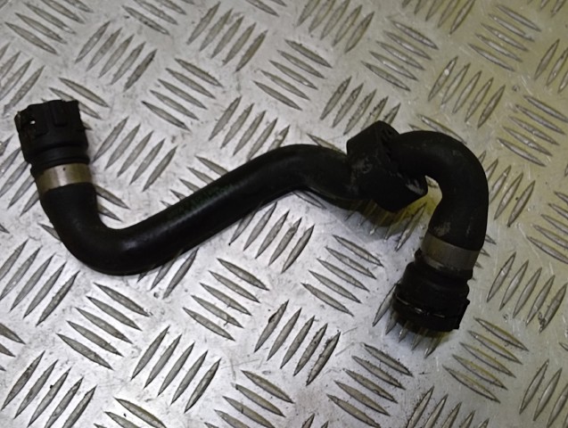 Шланг/патрубок водяного насосу, нагнітаючий 11537510120 BMW