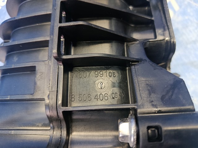Колектор впускний 11617807991 BMW