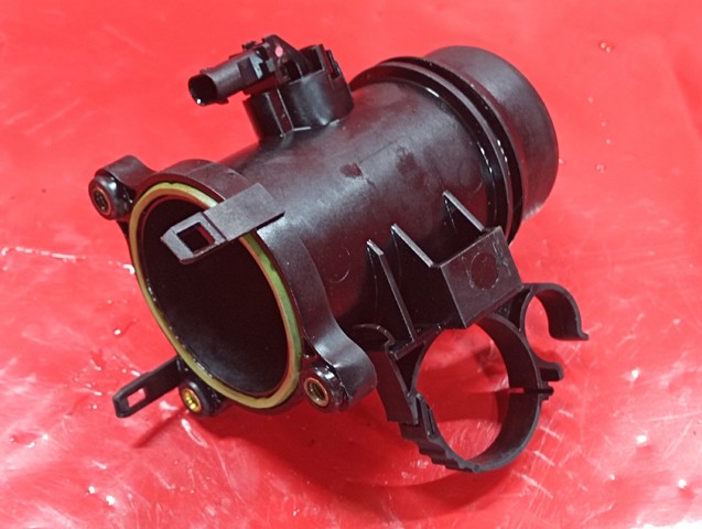 Шланг/патрубок интеркуллера, верхній лівий 11618519492 BMW