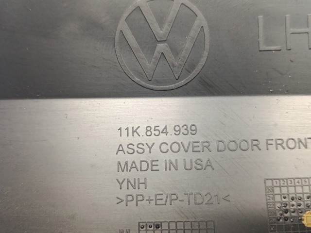 11K8549399B9 VAG