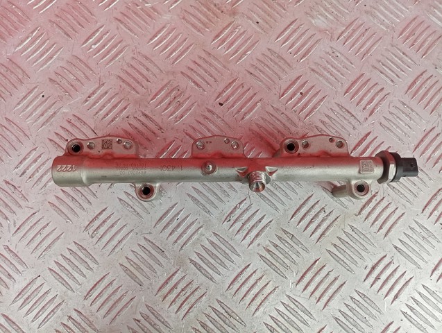 Паливна рампа 13538698787 BMW