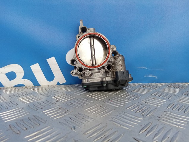 Блок дросельної заслінки 13548601651 BMW