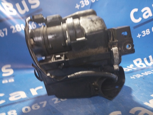 Корпус повітряного фільтра 165001KB2A NISSAN