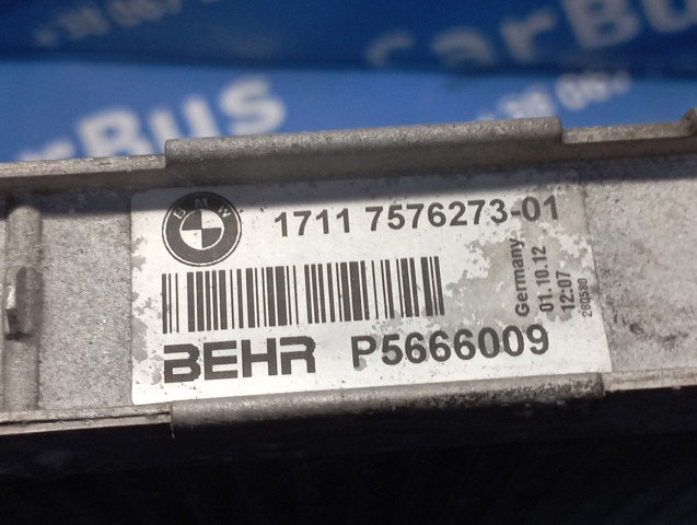 Радіатор охолодження 17117576273 BMW