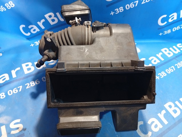 Корпус повітряного фільтра 1770031B30 TOYOTA