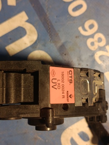 Підаль газу 180020024R RENAULT