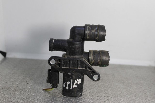 Кран обігрівача 1T0820036D VAG