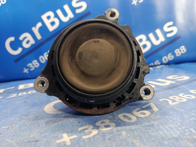 Права опора двигуна 22116787658 BMW