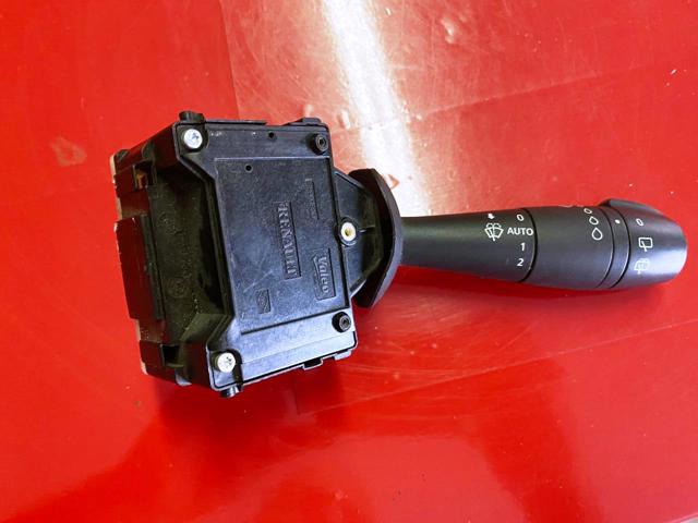 Перемикач підрульовий 255676085R RENAULT