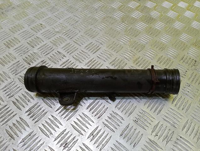 Патрубок повітряний, вхід в турбіну (наддув) 2D0129715A VAG