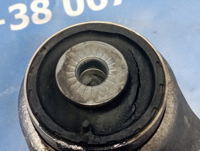 Поперечний важіль 31106893549 BMW
